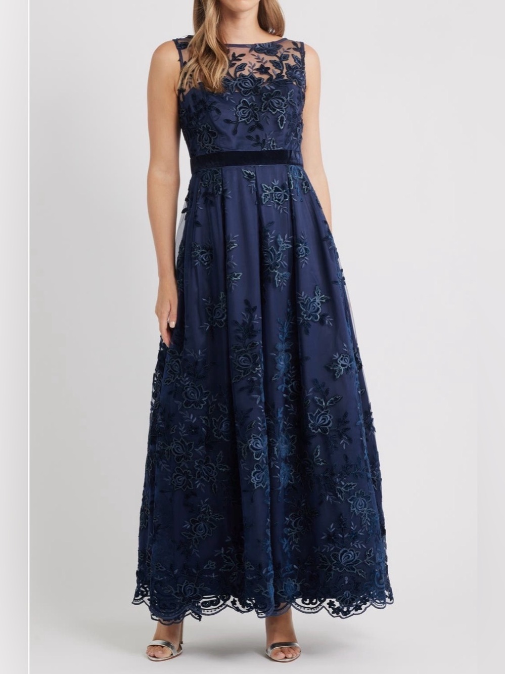❤️ Eliza J Embroidered Sequin Navy Ballroom Gown